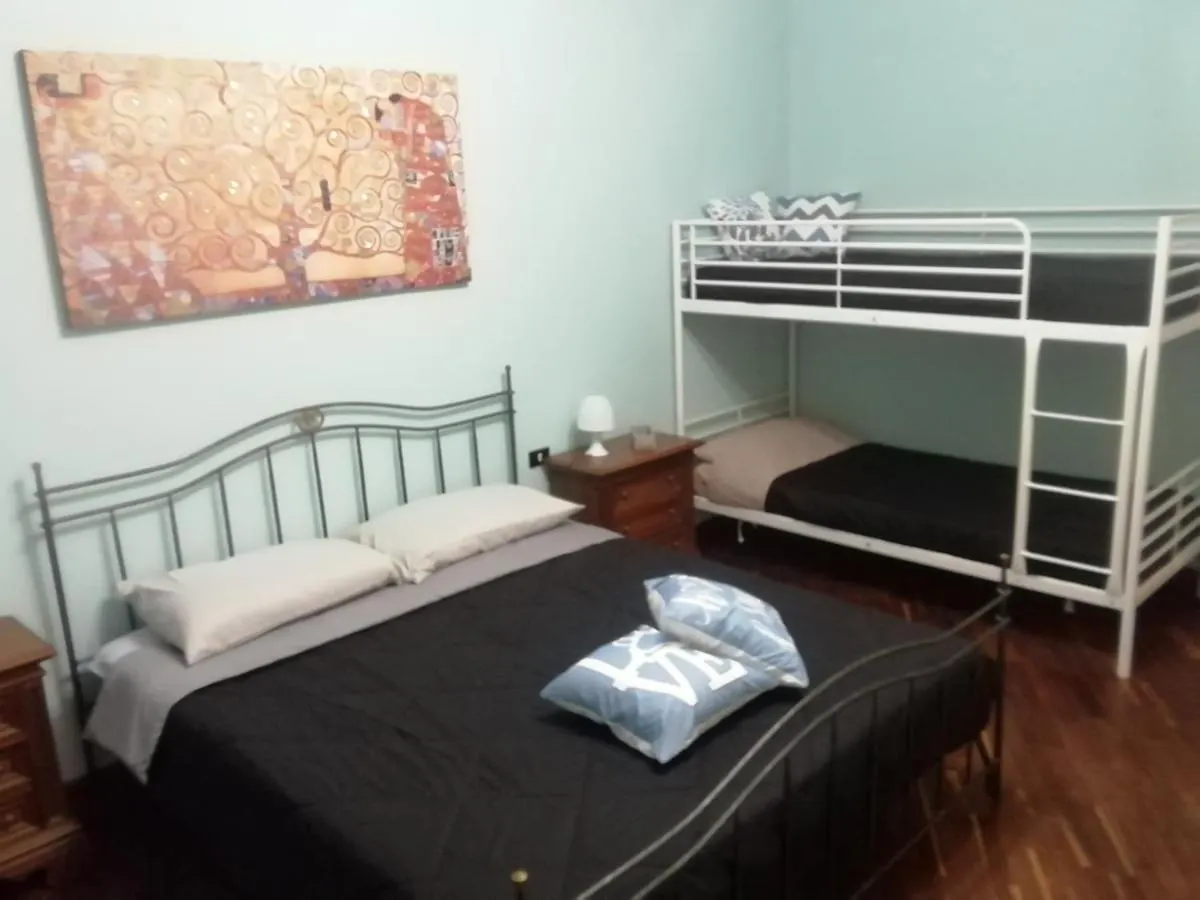 Daire Lord C. Home La Spezia